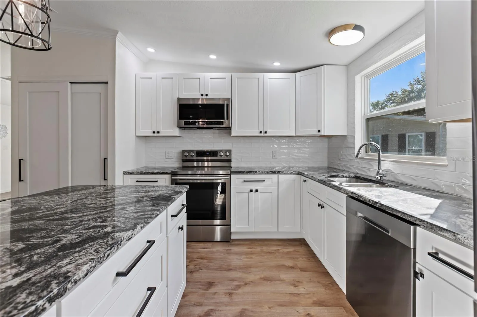 67 MEADOWLARK CIR