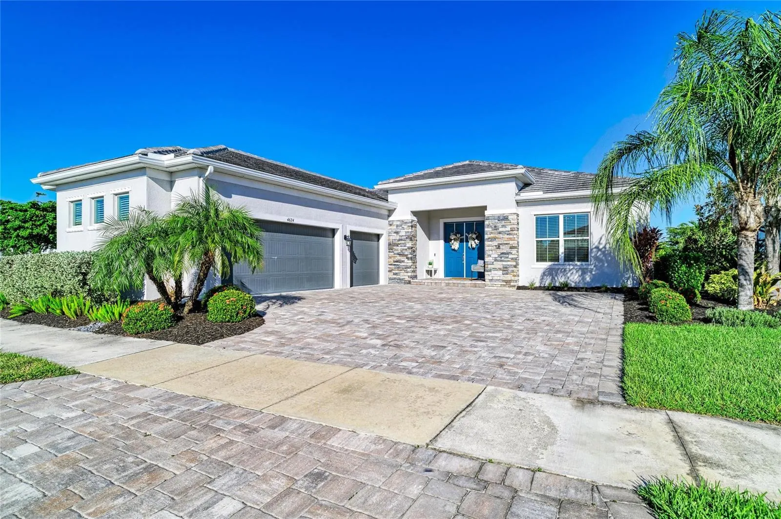 4624 ANTRIM DR