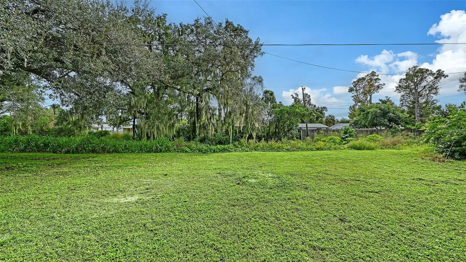 5044 BROOKMEADE DR