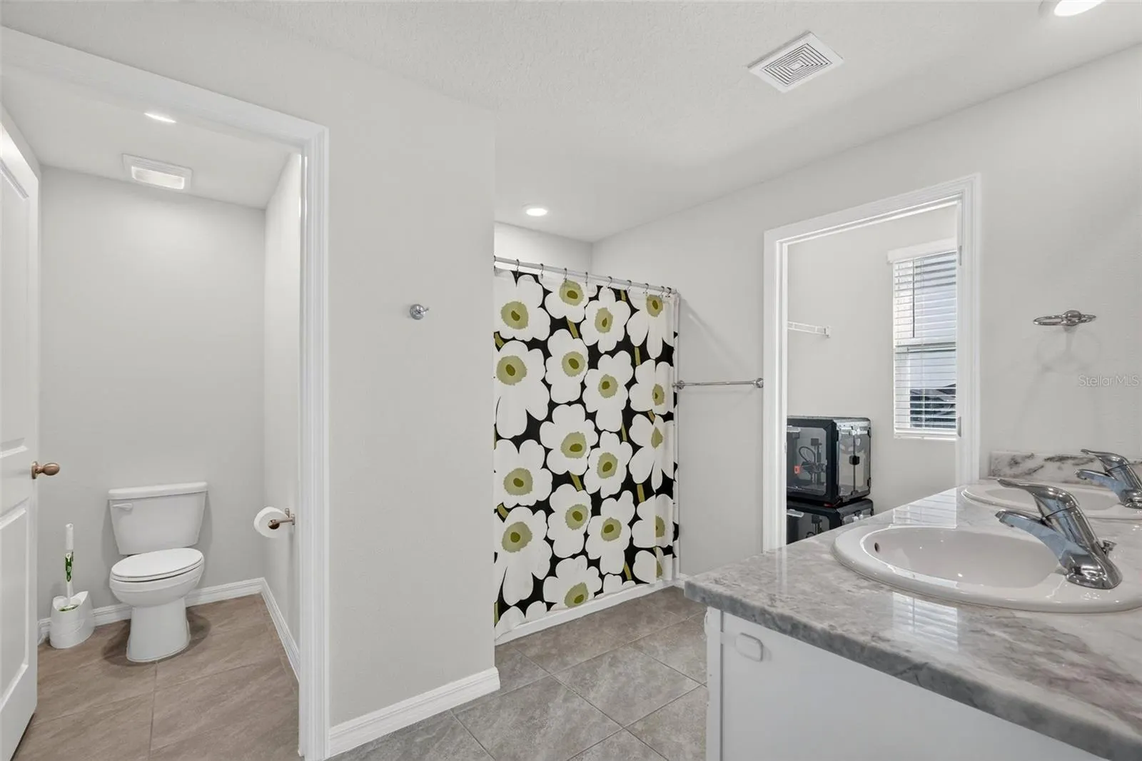 5809 FLAGSTONE TRL