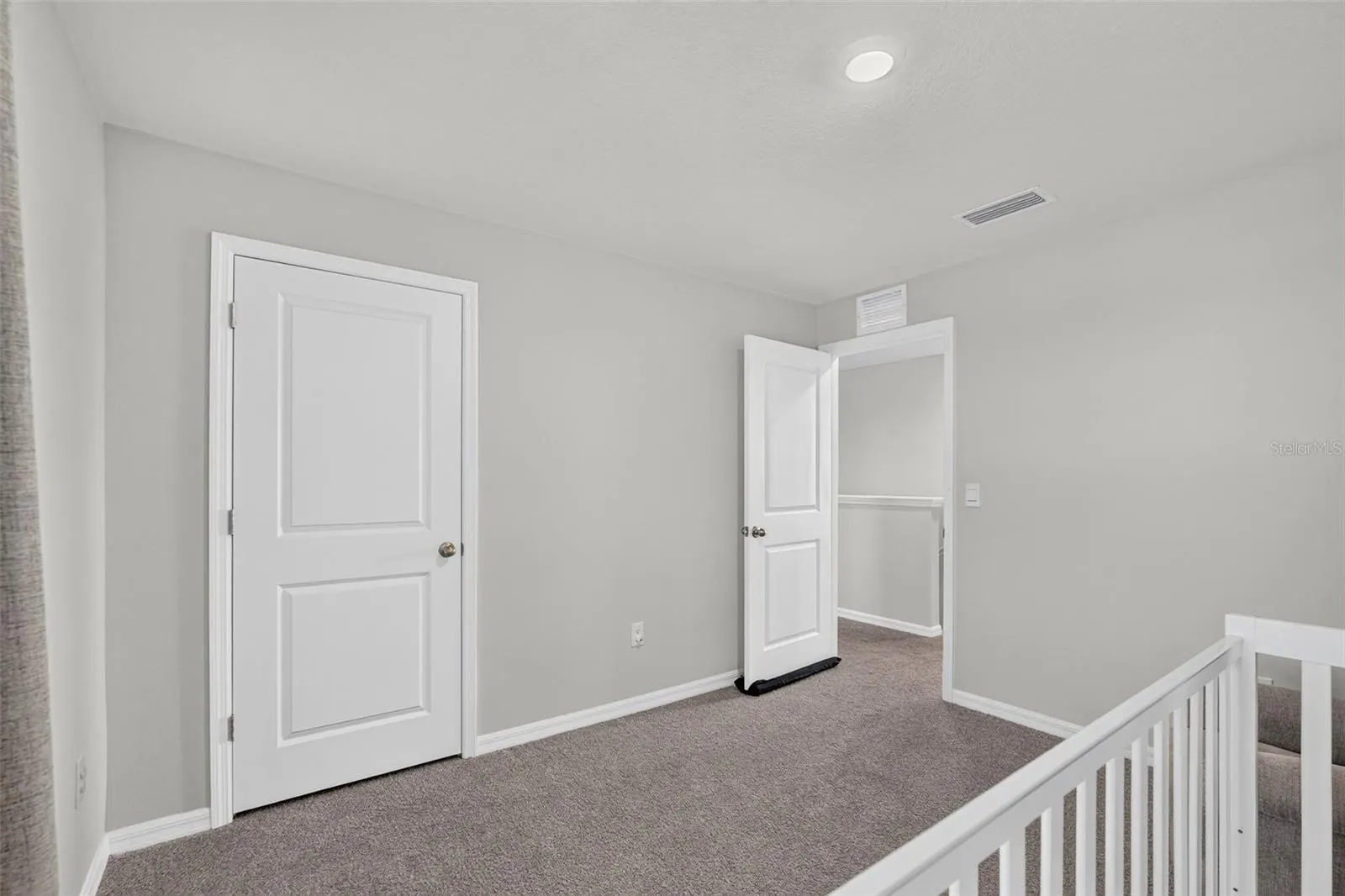 5809 FLAGSTONE TRL