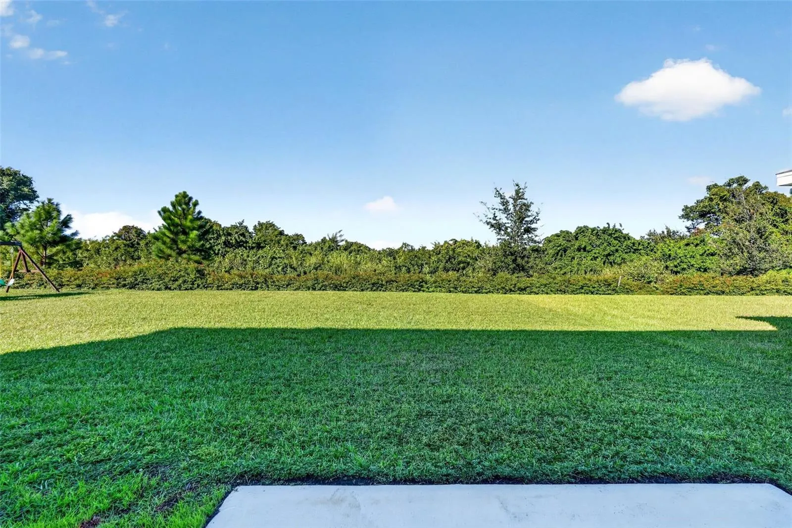 5809 FLAGSTONE TRL