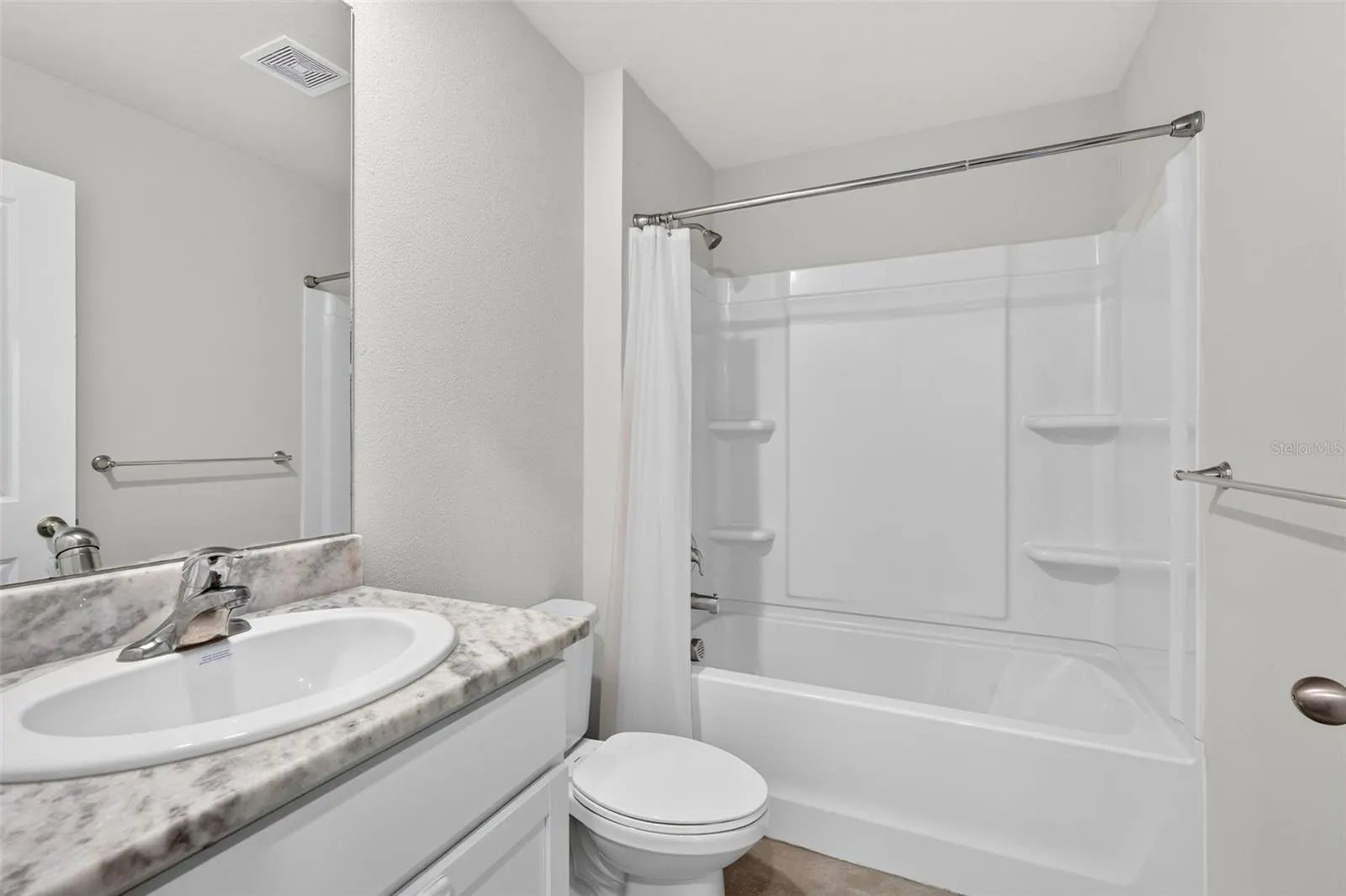 5809 FLAGSTONE TRL