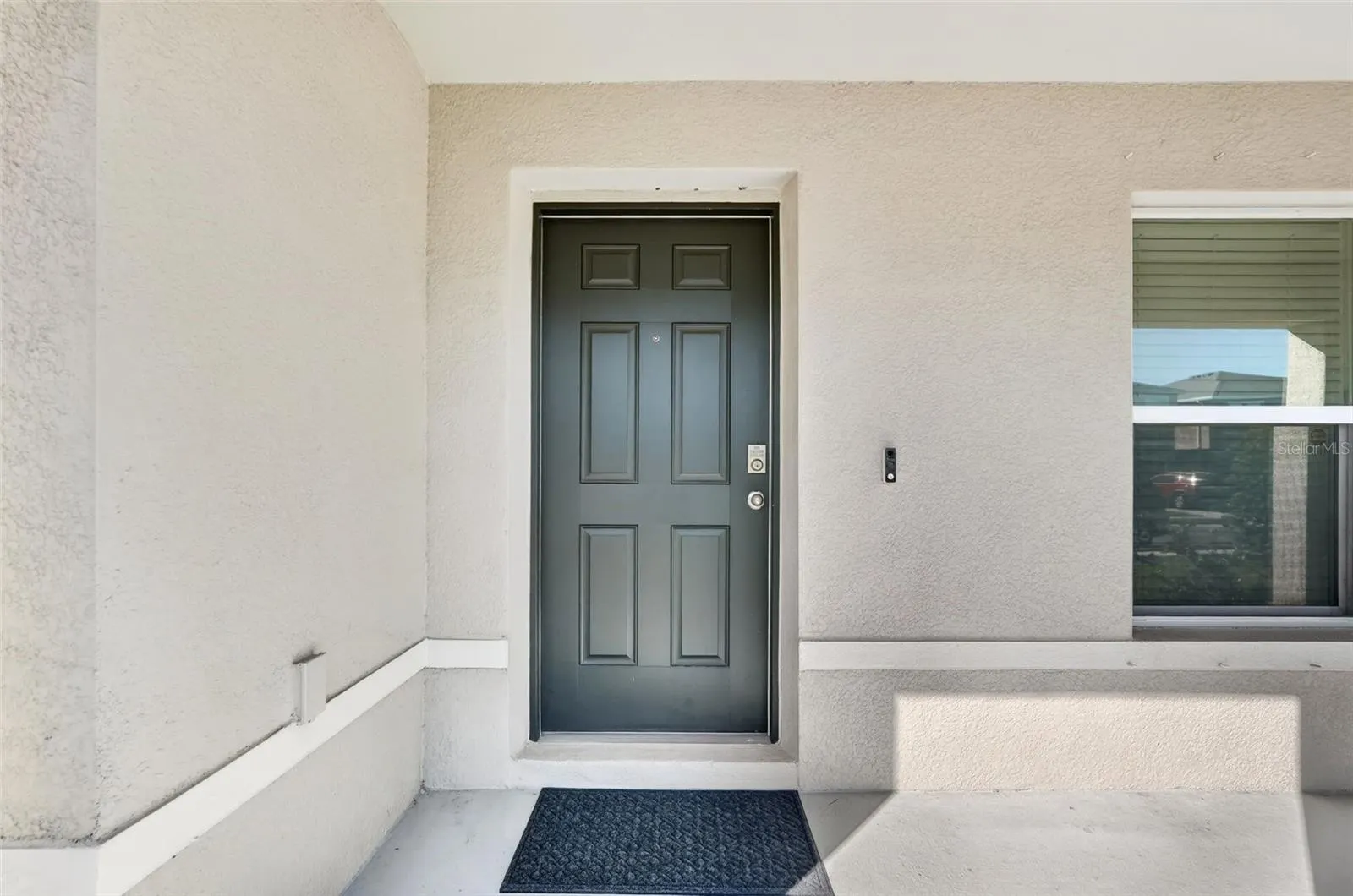 5809 FLAGSTONE TRL