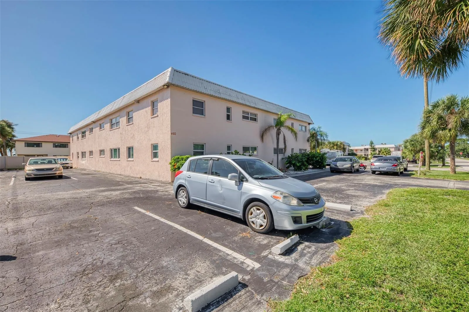 460 BASE AVE E #124 #124