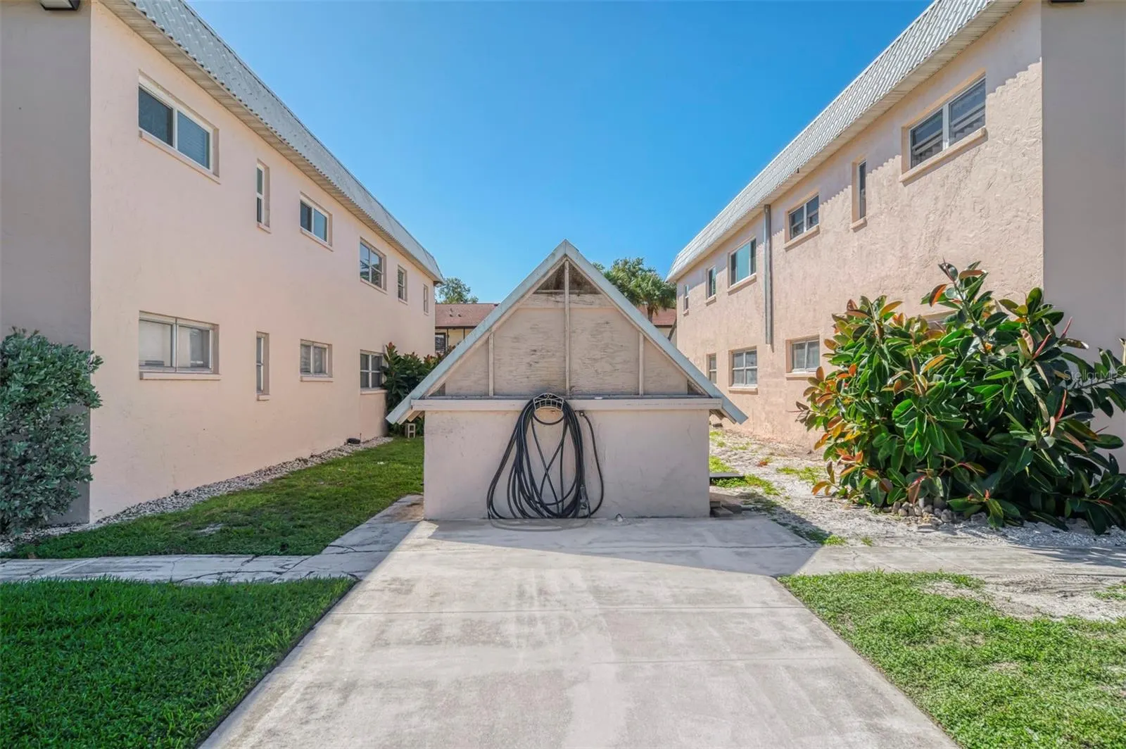 460 BASE AVE E #124 #124