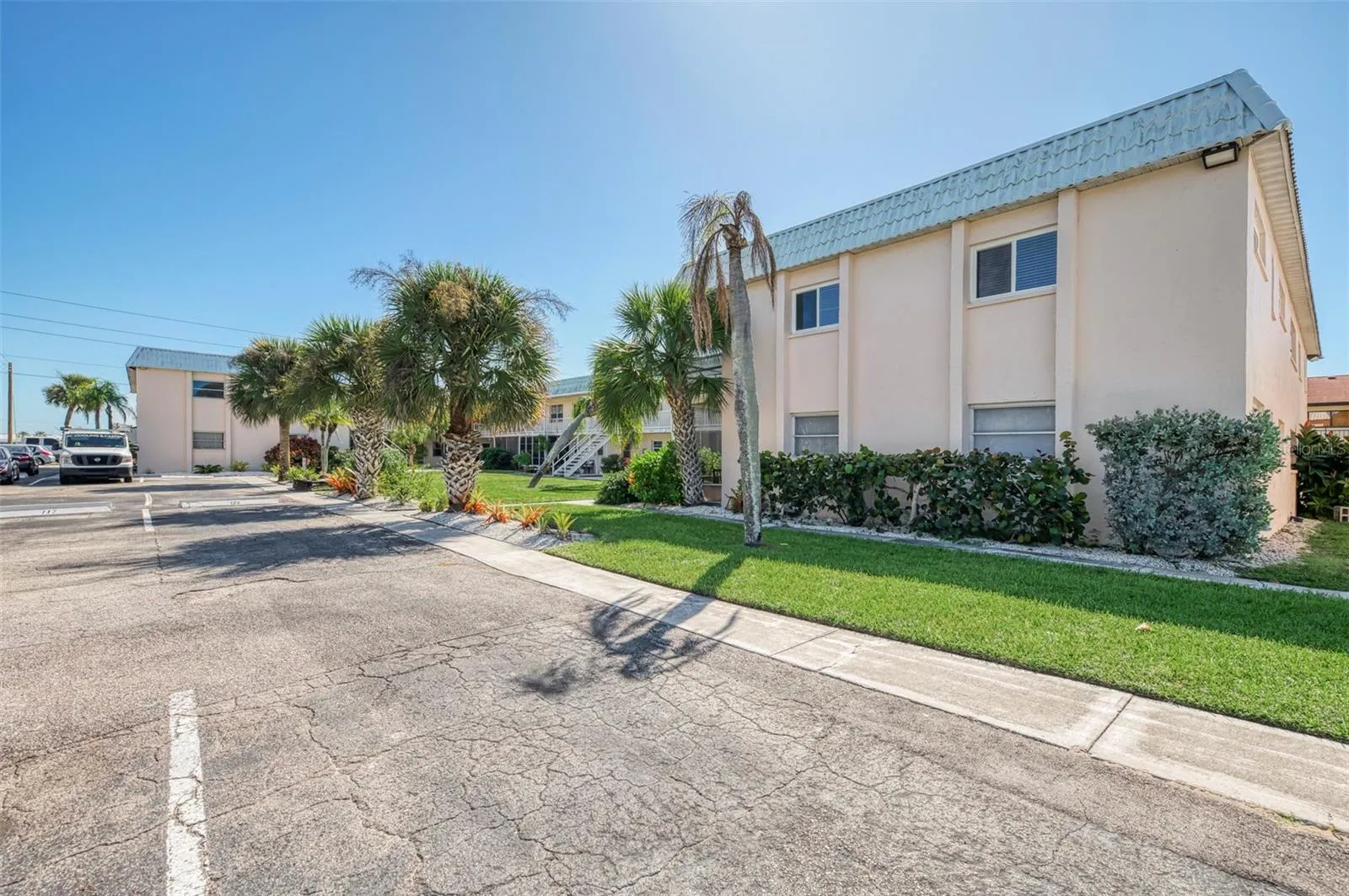 460 BASE AVE E #124 #124