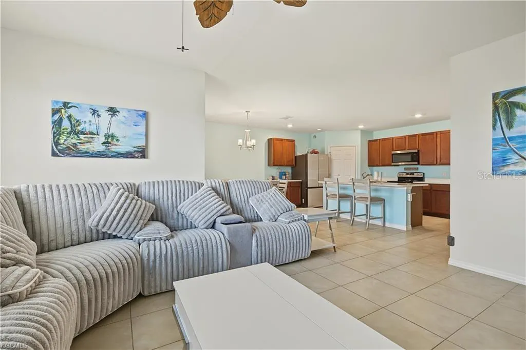3190 ESTANCIA LN