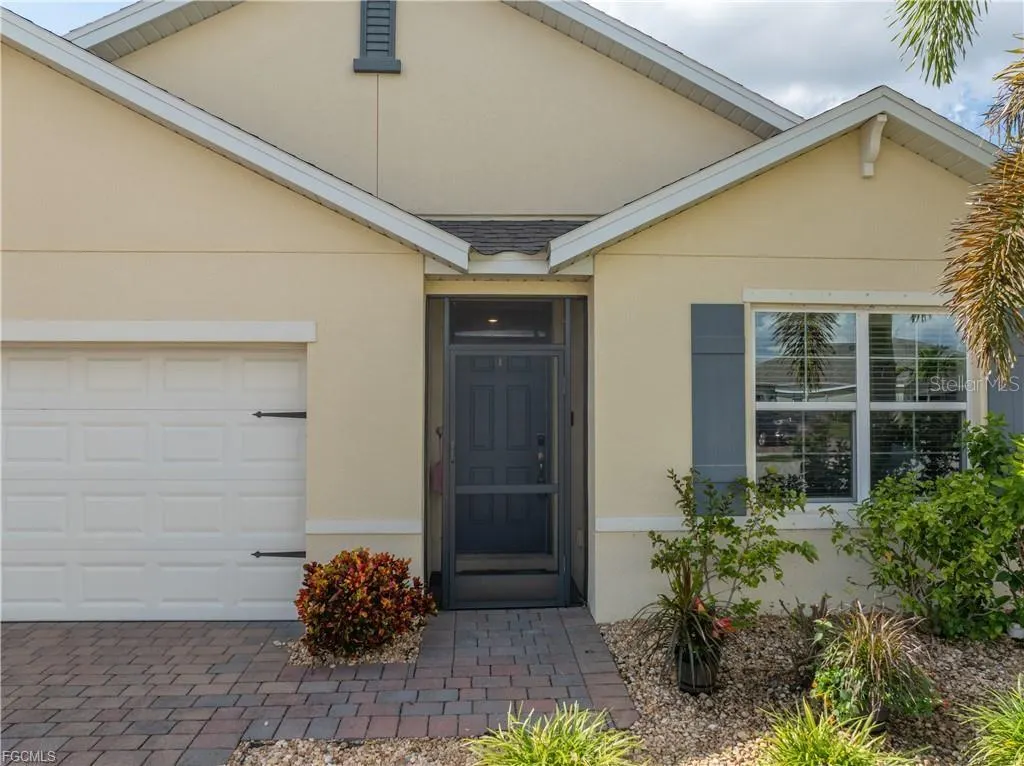 3190 ESTANCIA LN