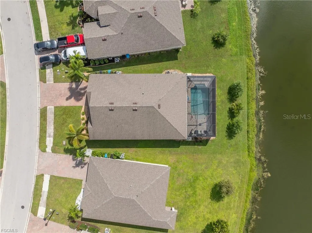 3190 ESTANCIA LN