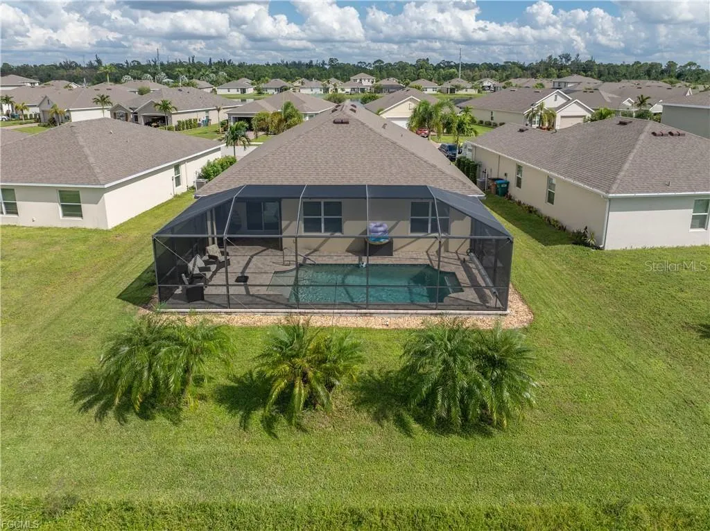3190 ESTANCIA LN