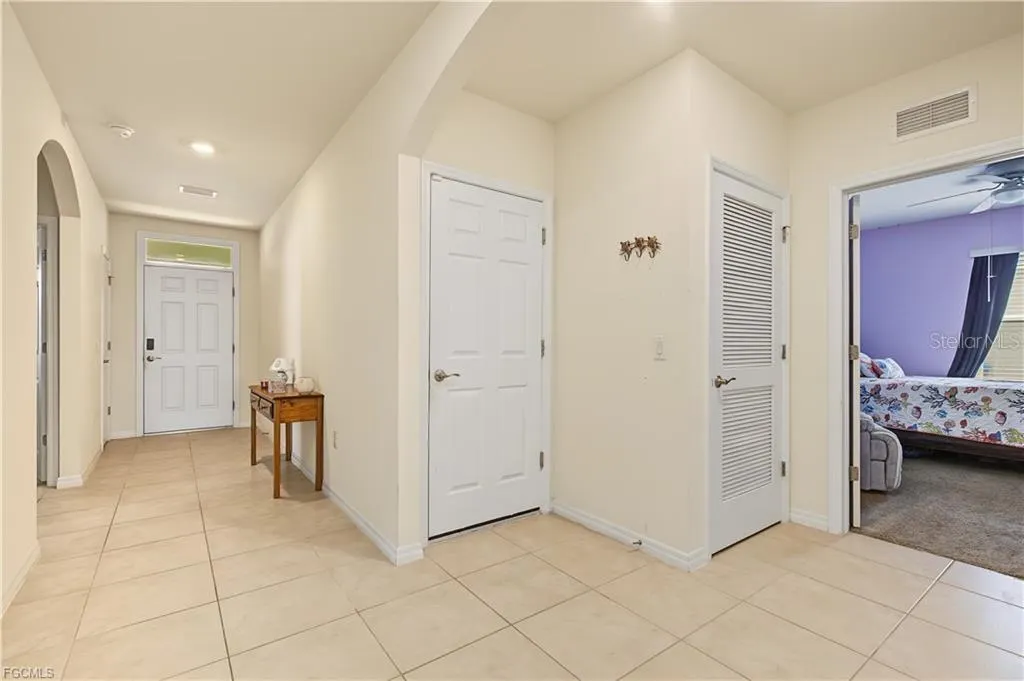 3190 ESTANCIA LN