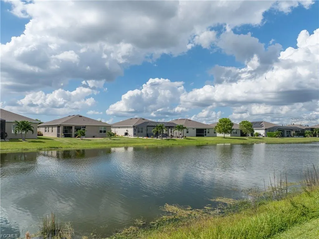 3190 ESTANCIA LN