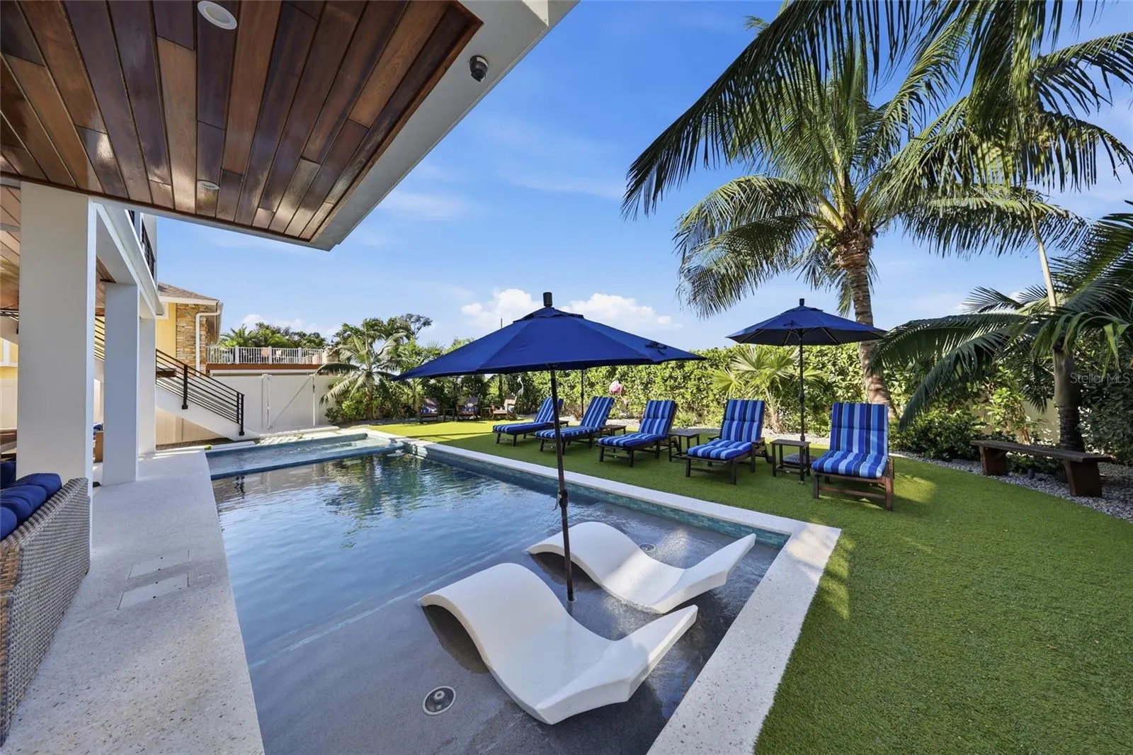 1707 PALMA SOLA BLVD