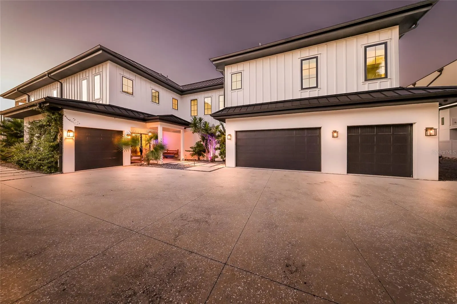 1707 PALMA SOLA BLVD