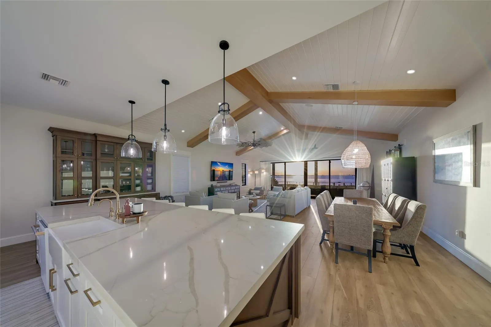 1707 PALMA SOLA BLVD