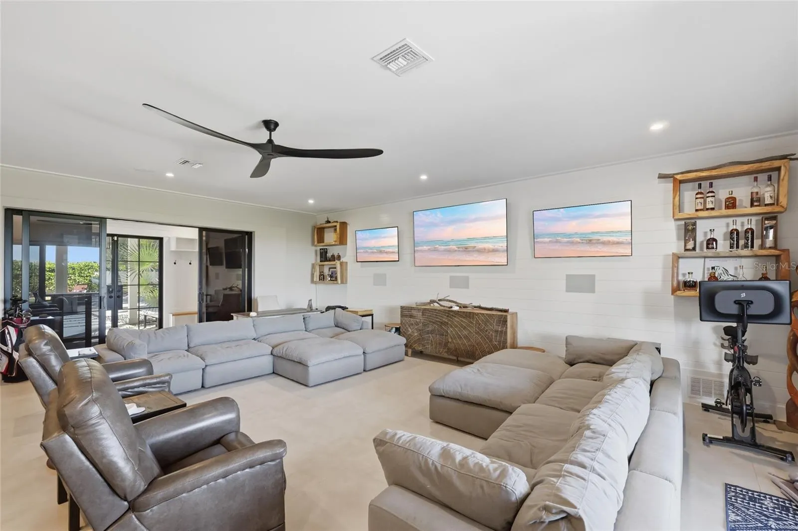 1707 PALMA SOLA BLVD