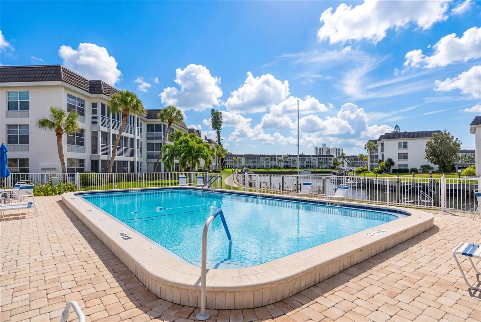4330 FALMOUTH DR #107 #107
