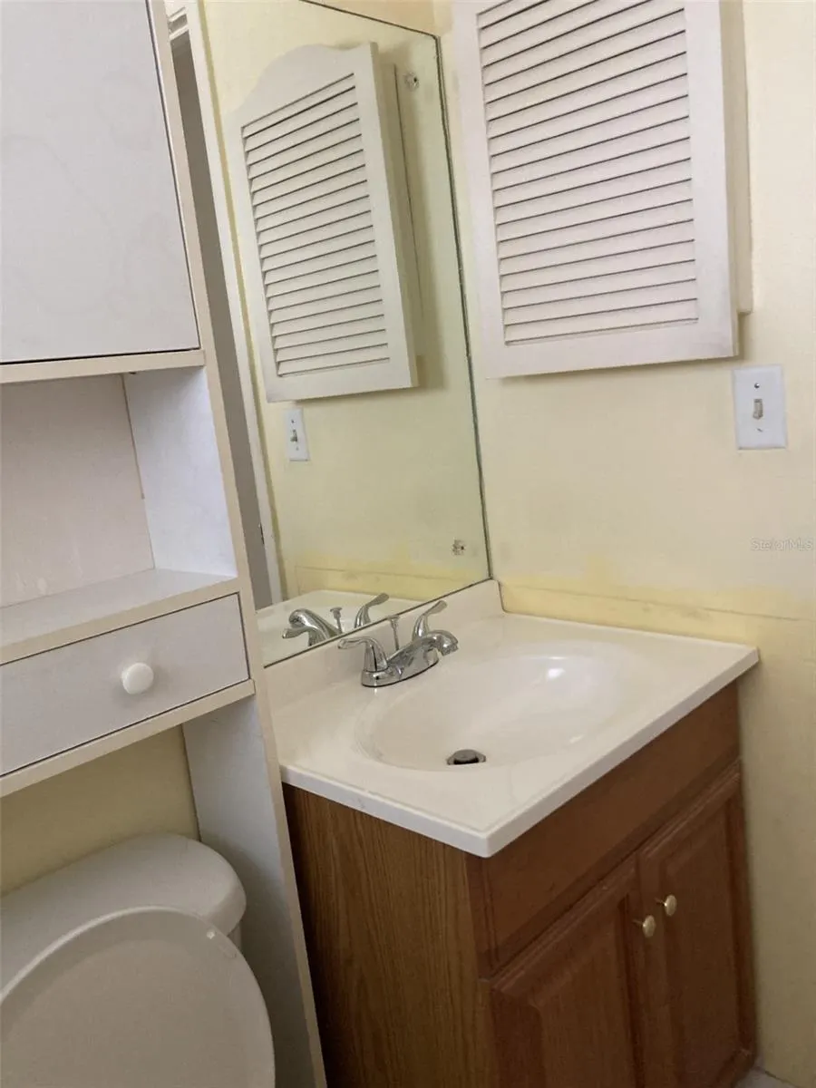 6110 CORAL WAY