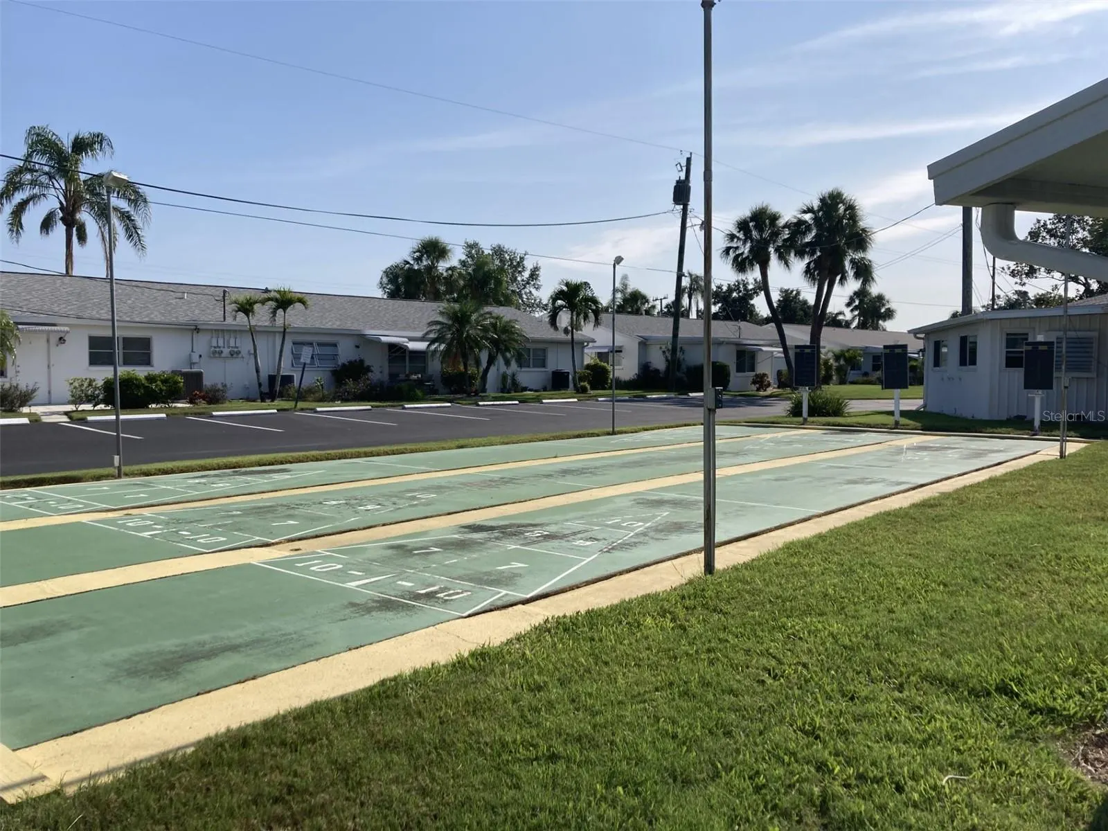 6110 CORAL WAY