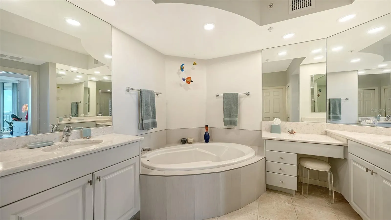 409 N POINT RD #601 #601