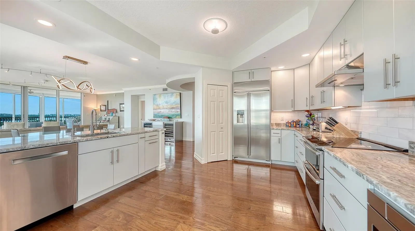 409 N POINT RD #601 #601