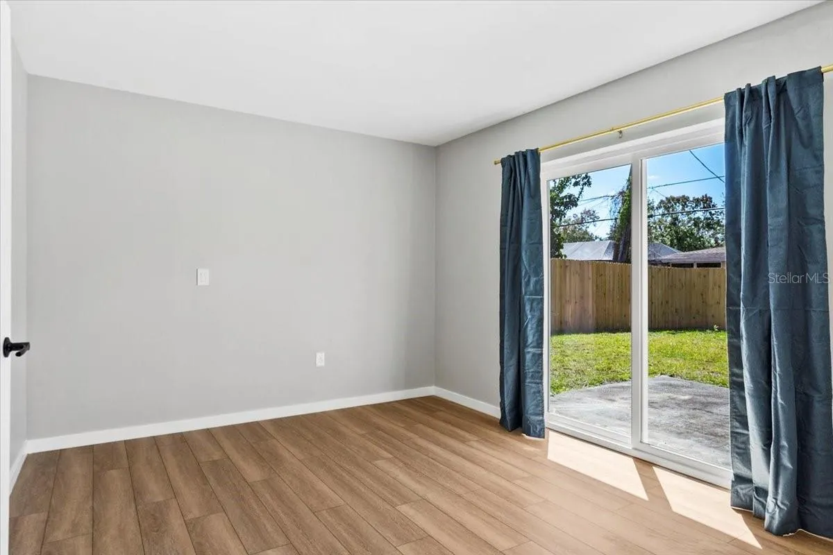 404 BRIARWOOD RD