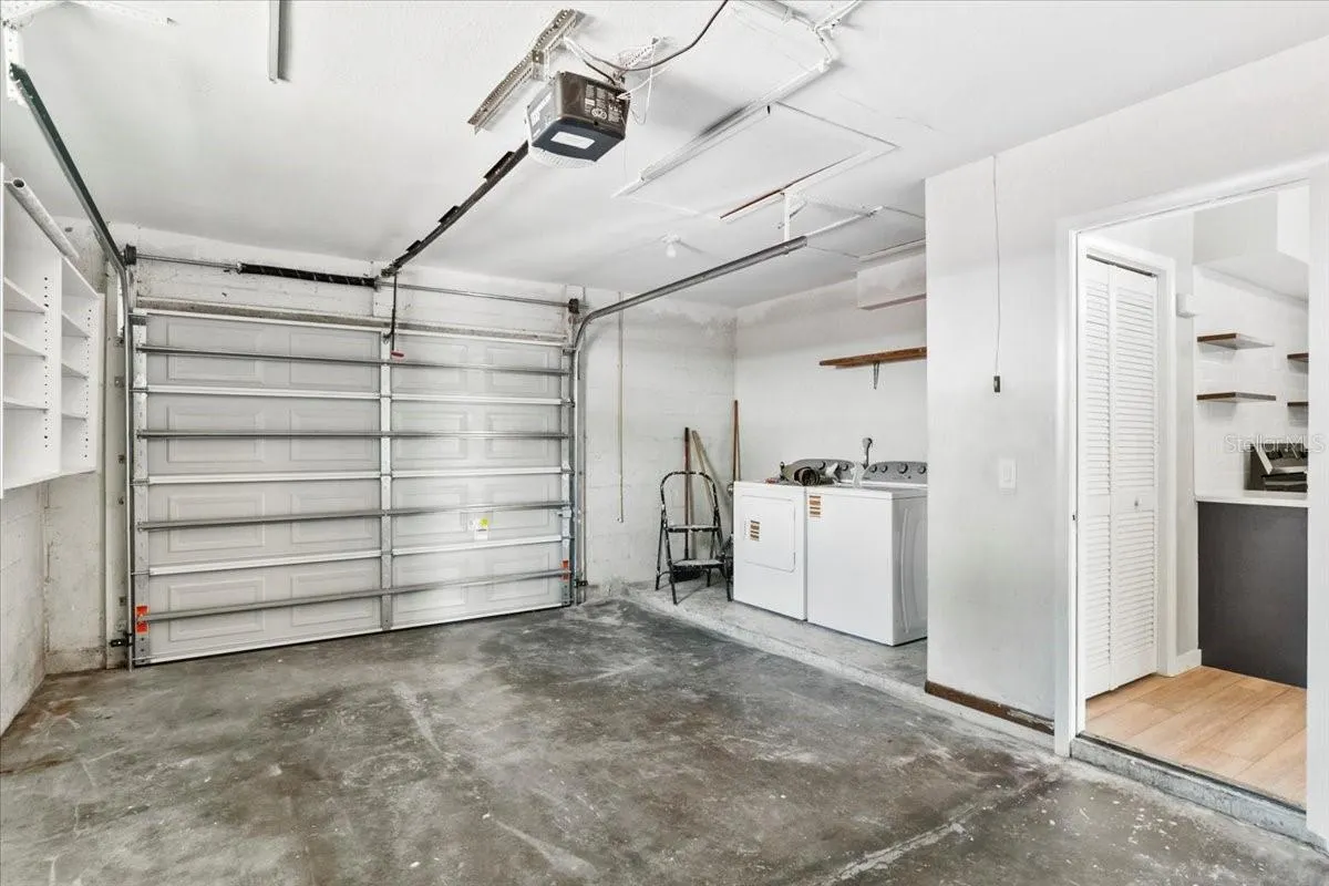 404 BRIARWOOD RD