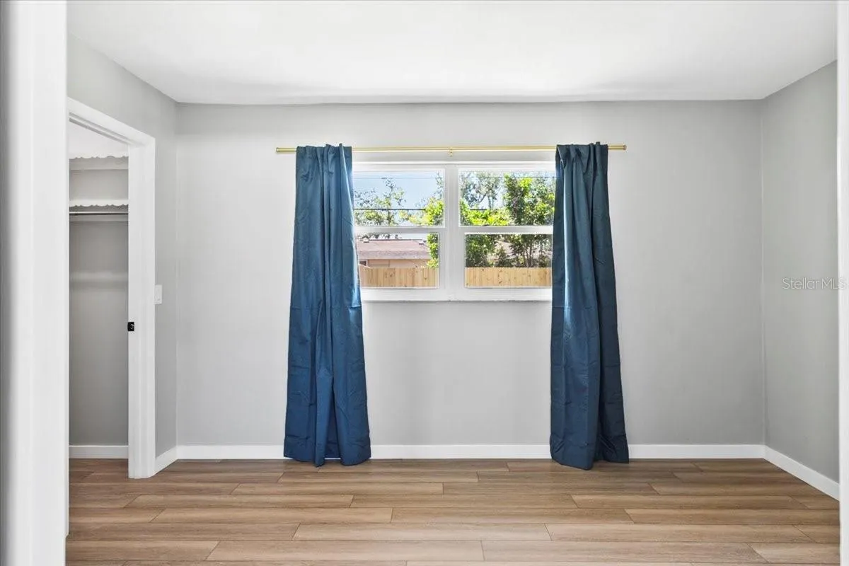 404 BRIARWOOD RD