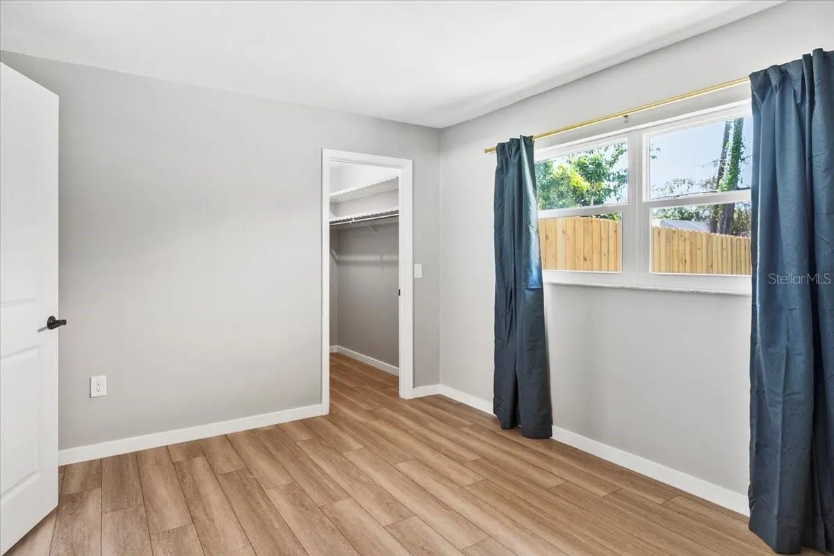 404 BRIARWOOD RD
