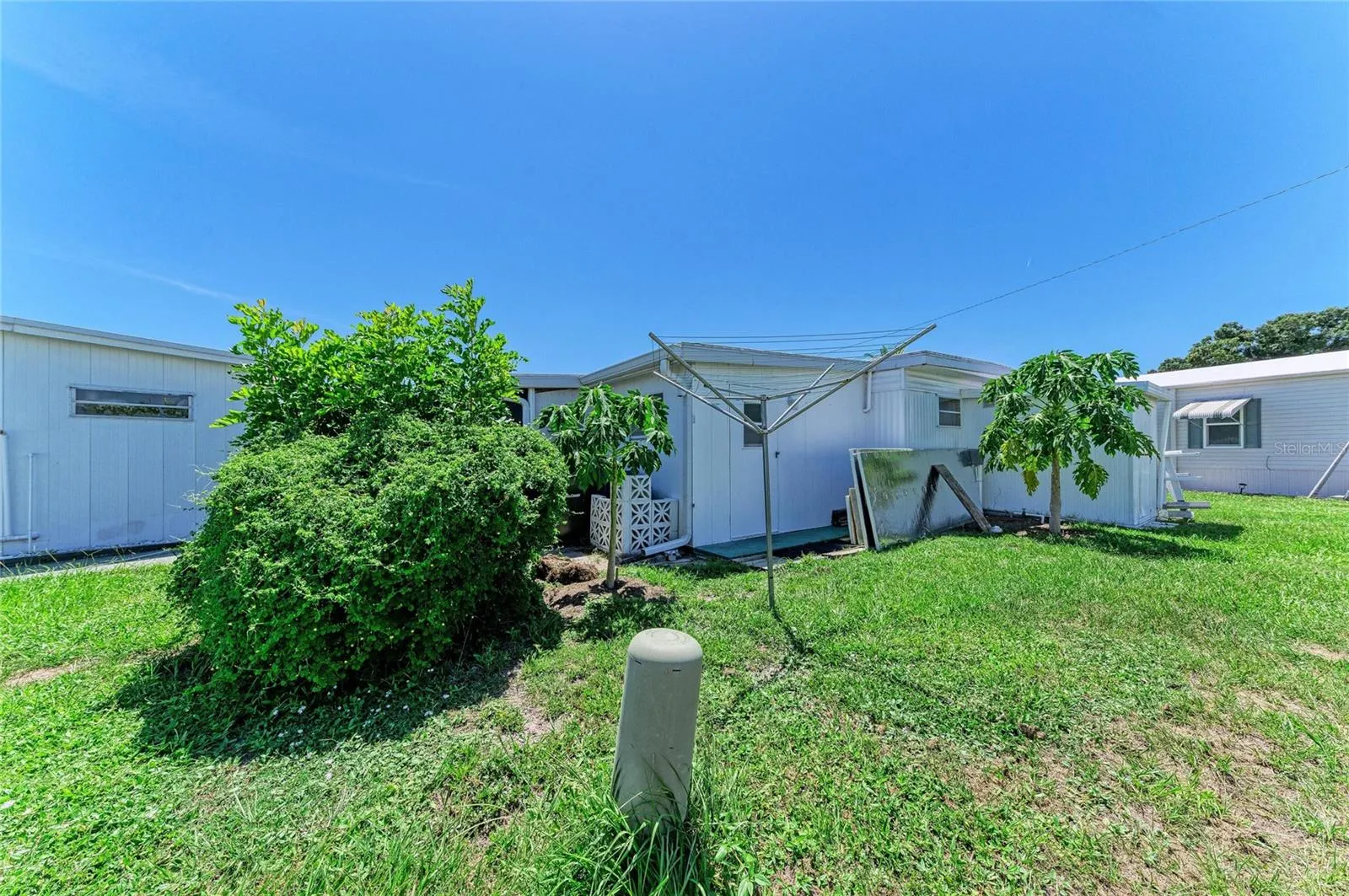 4924 OAKLAND HILLS AVE