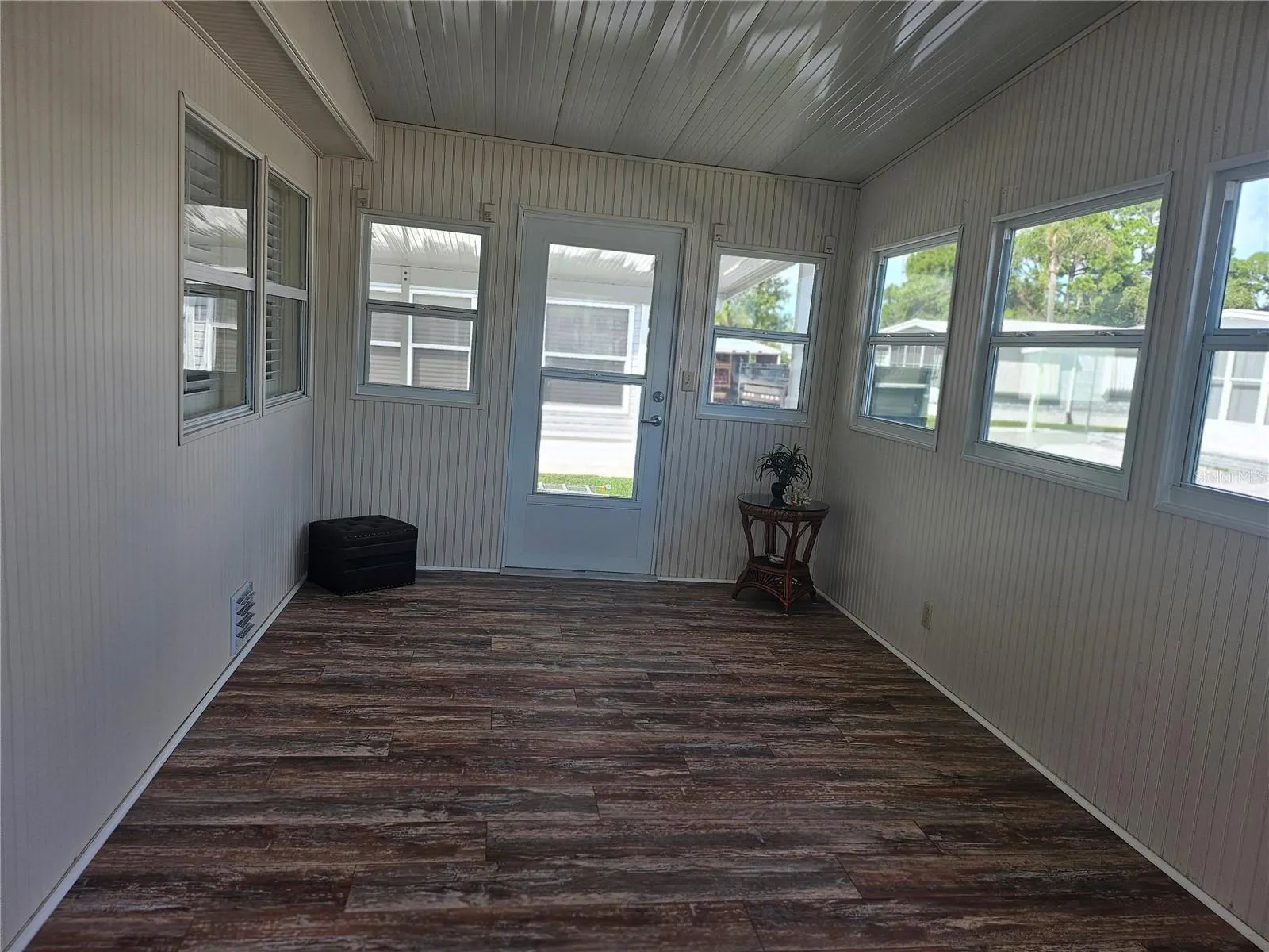 3218 SUMAC TER