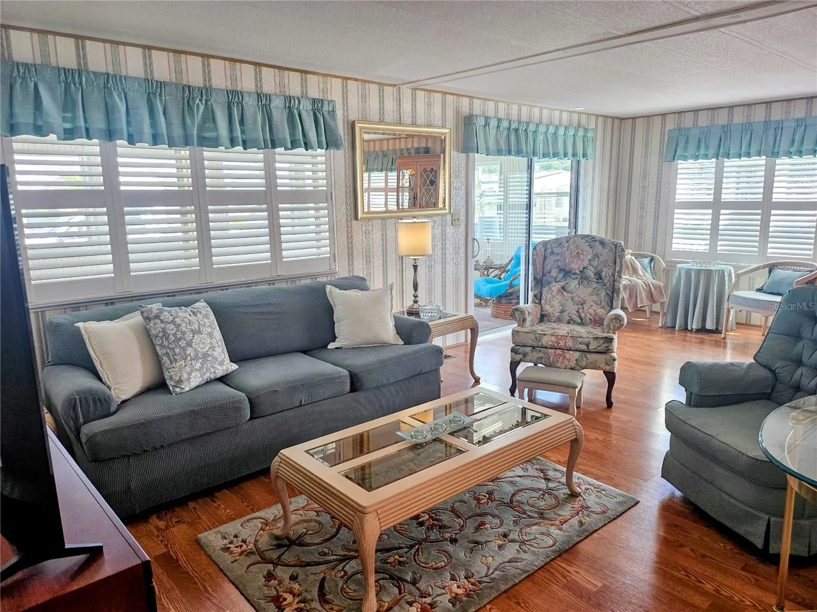 3218 SUMAC TER