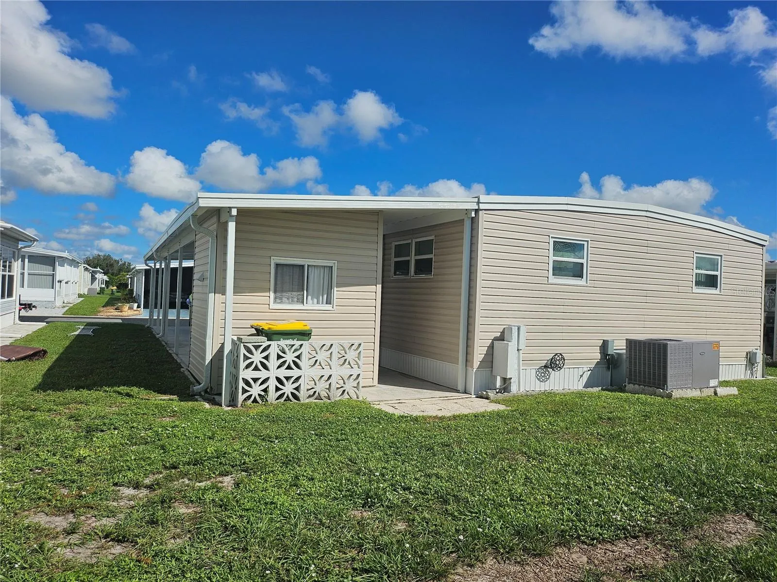 3218 SUMAC TER