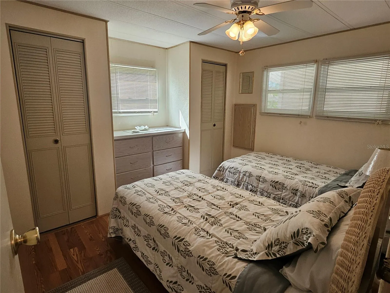 3218 SUMAC TER