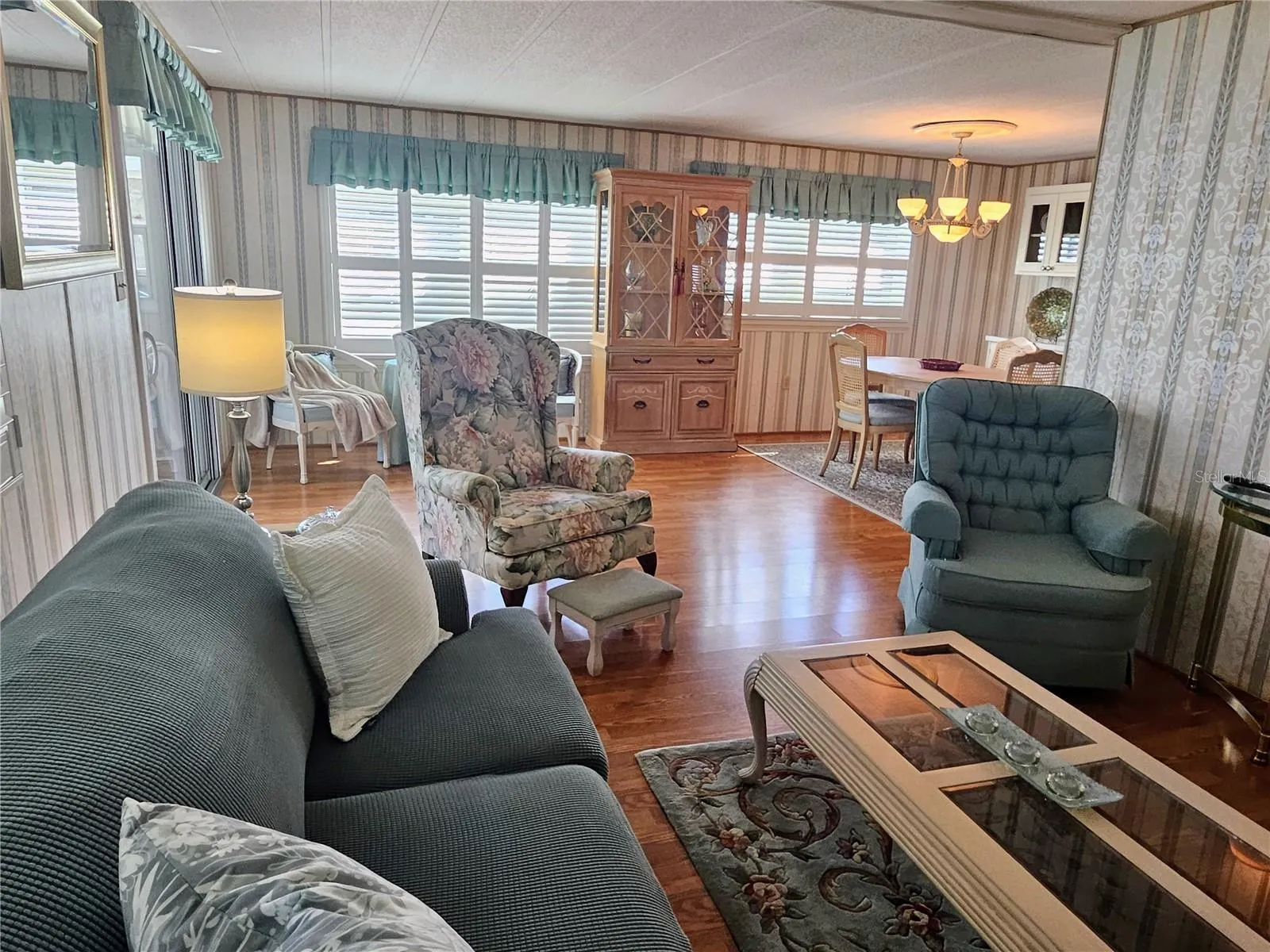 3218 SUMAC TER
