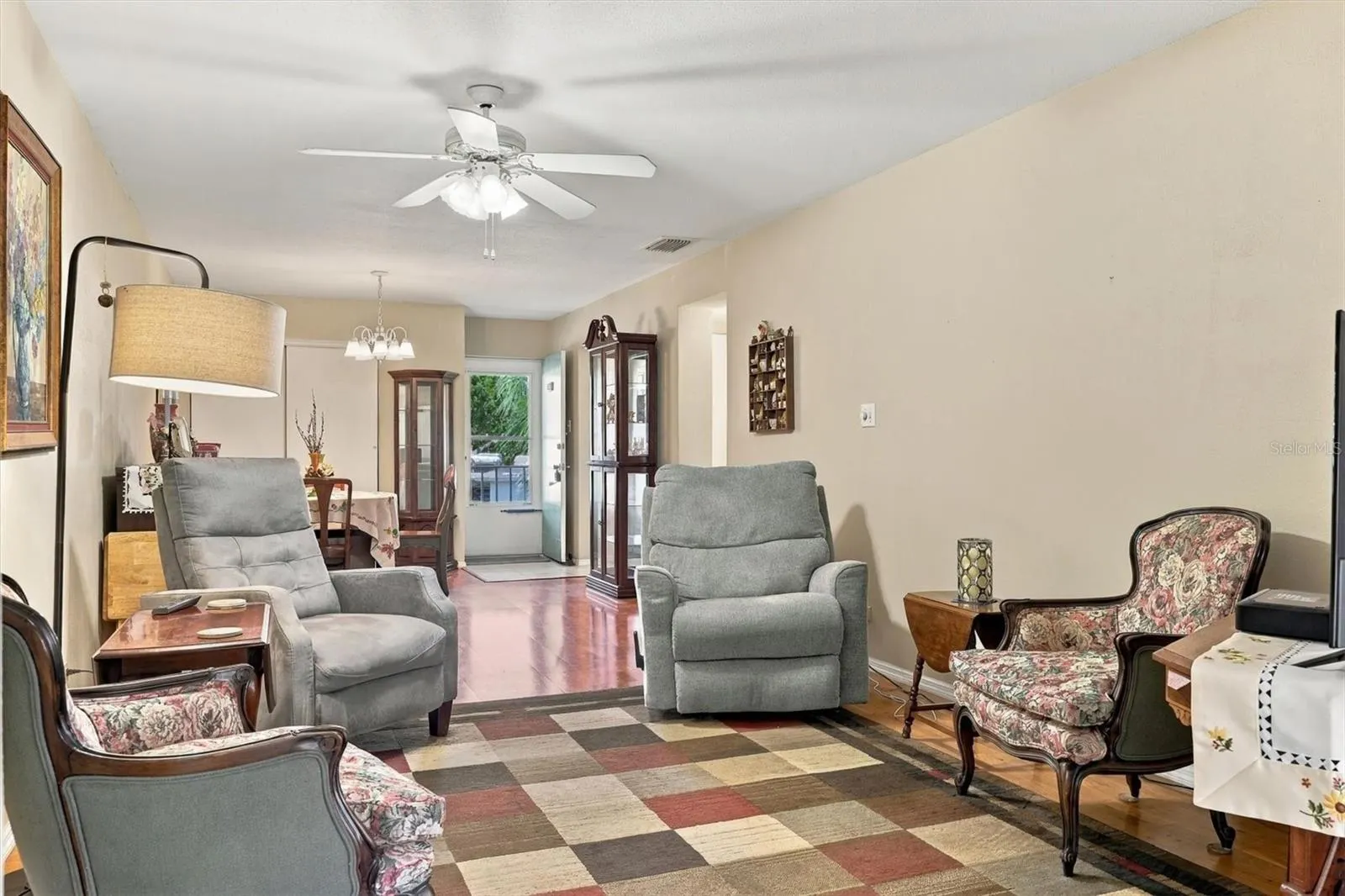 3950 ROXANE BLVD #3B #3B