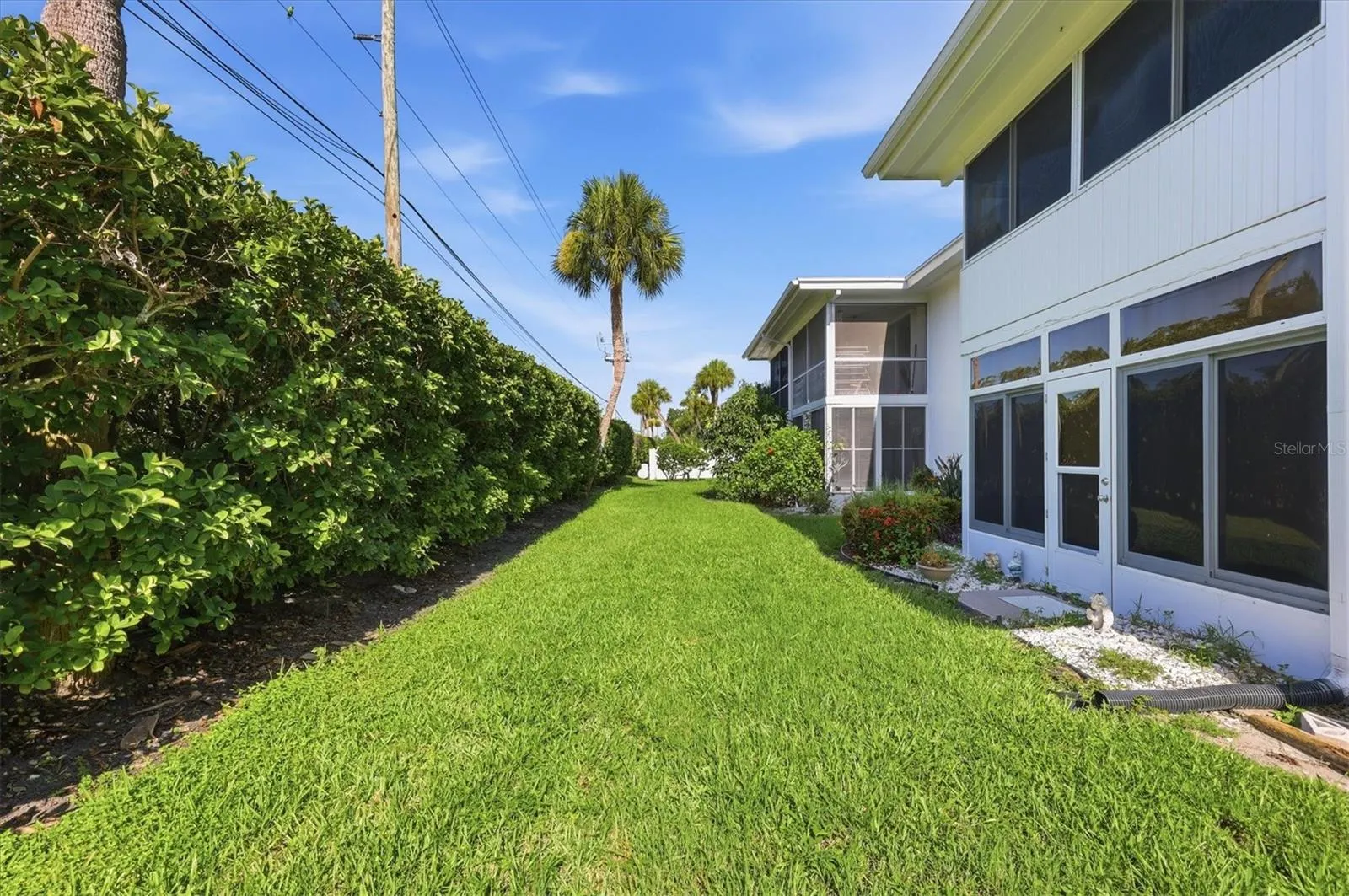 3950 ROXANE BLVD #3B #3B