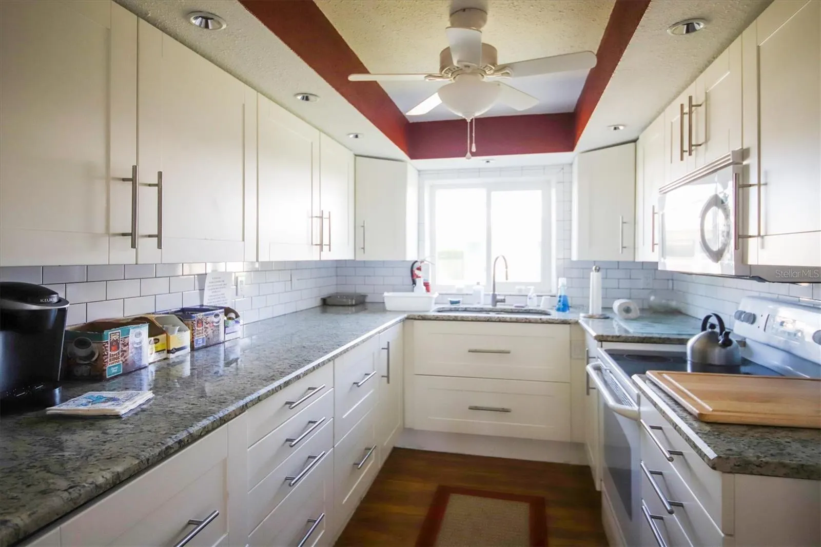 3950 ROXANE BLVD #3B #3B
