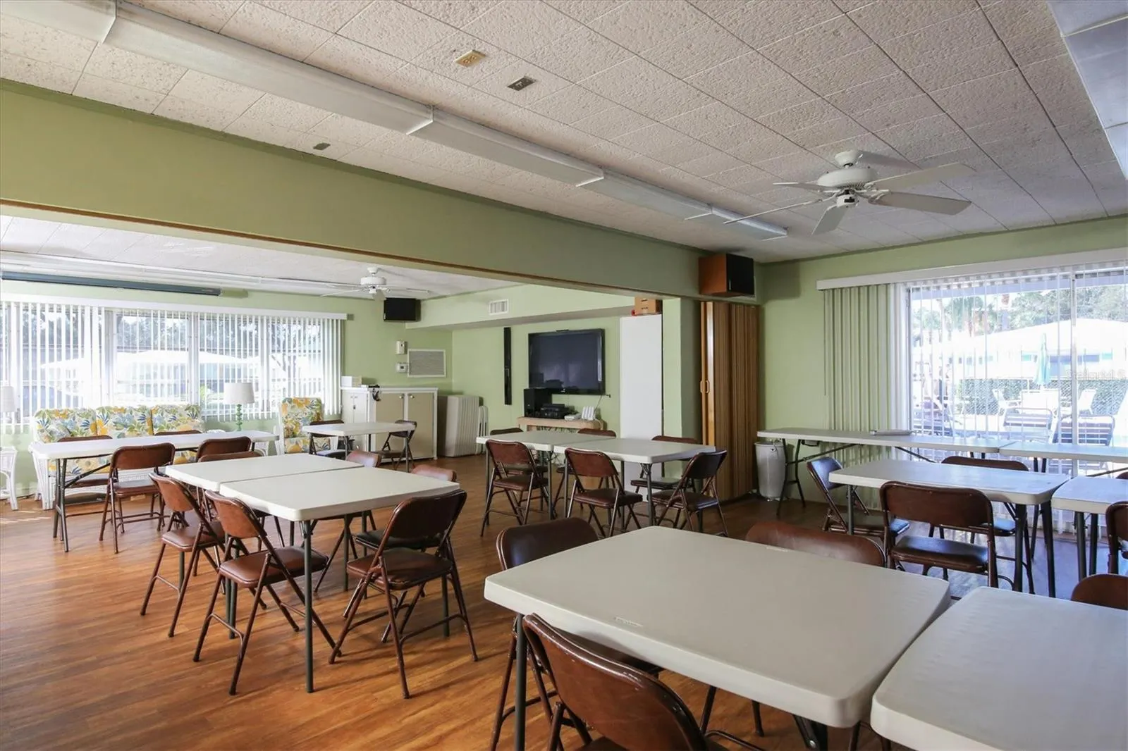 3950 ROXANE BLVD #3B #3B
