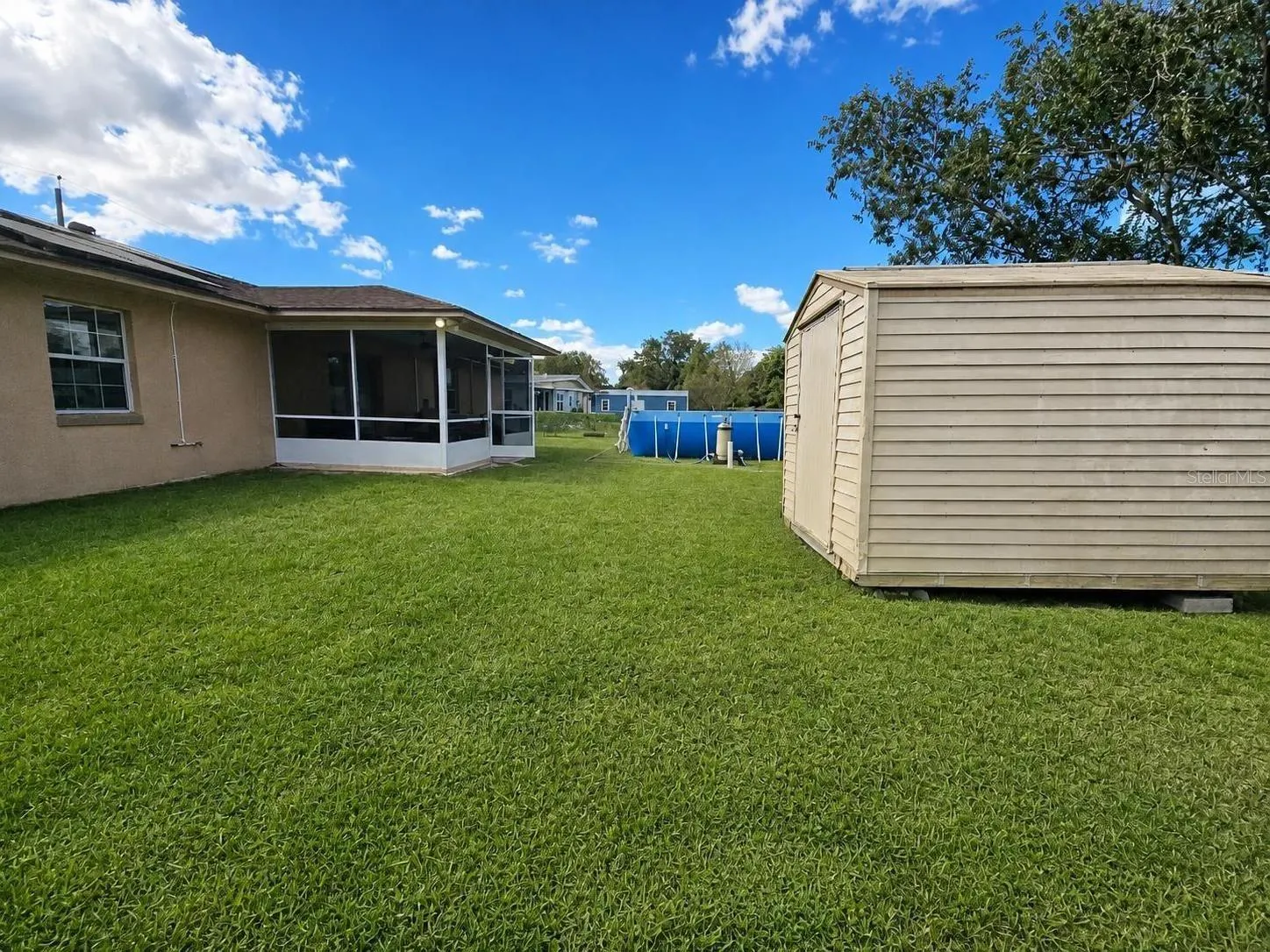2074 W HIBISCUS RD
