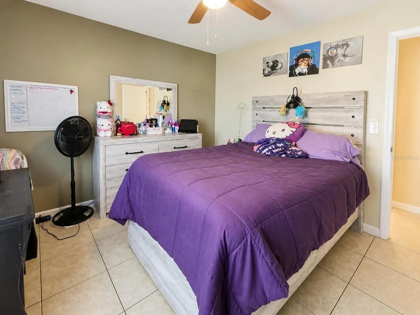 2074 W HIBISCUS RD