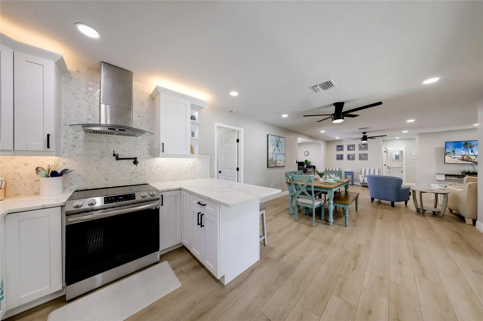 6311 1ST AVE W
