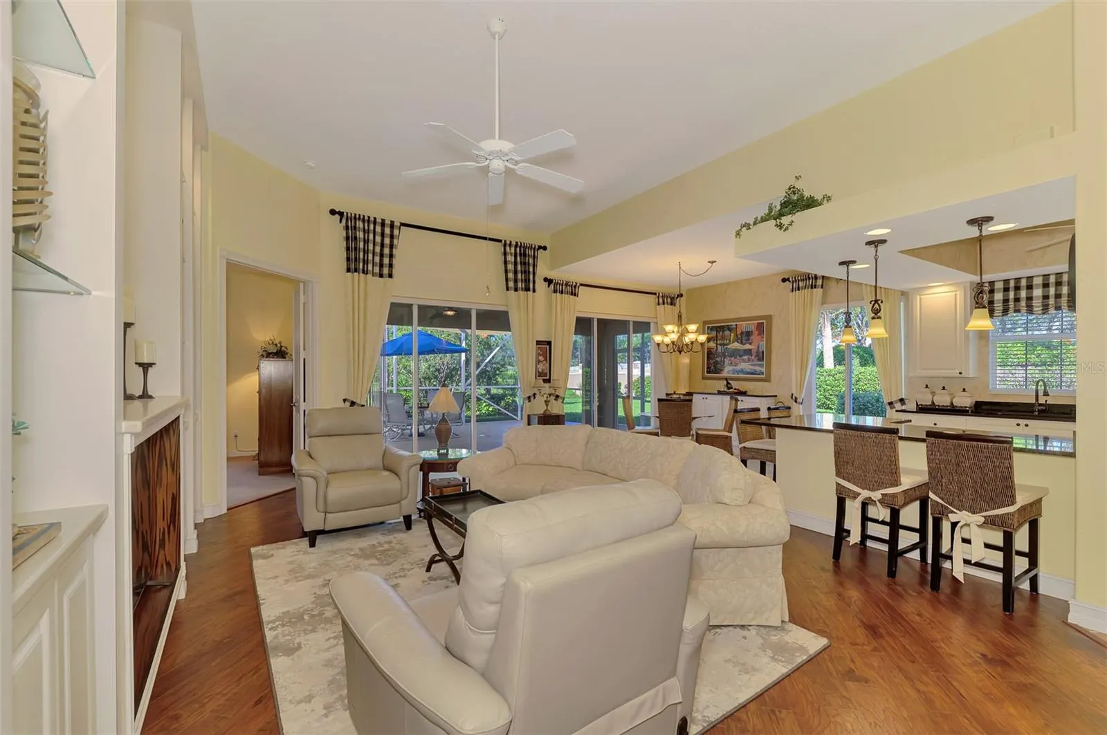 5882 BENEVENTO DR