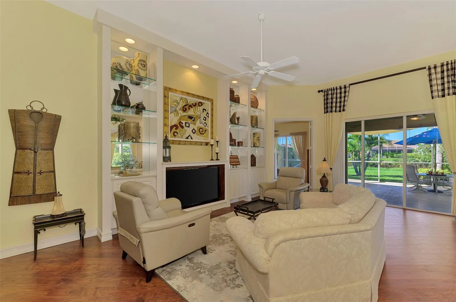 5882 BENEVENTO DR