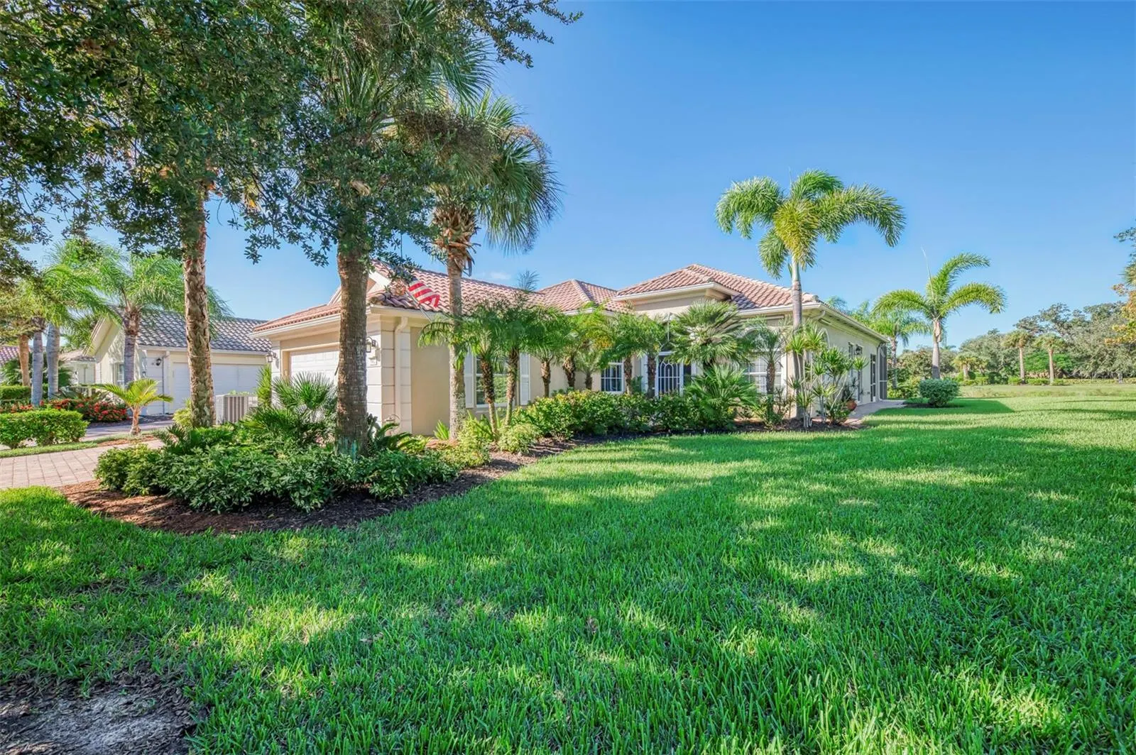 5882 BENEVENTO DR