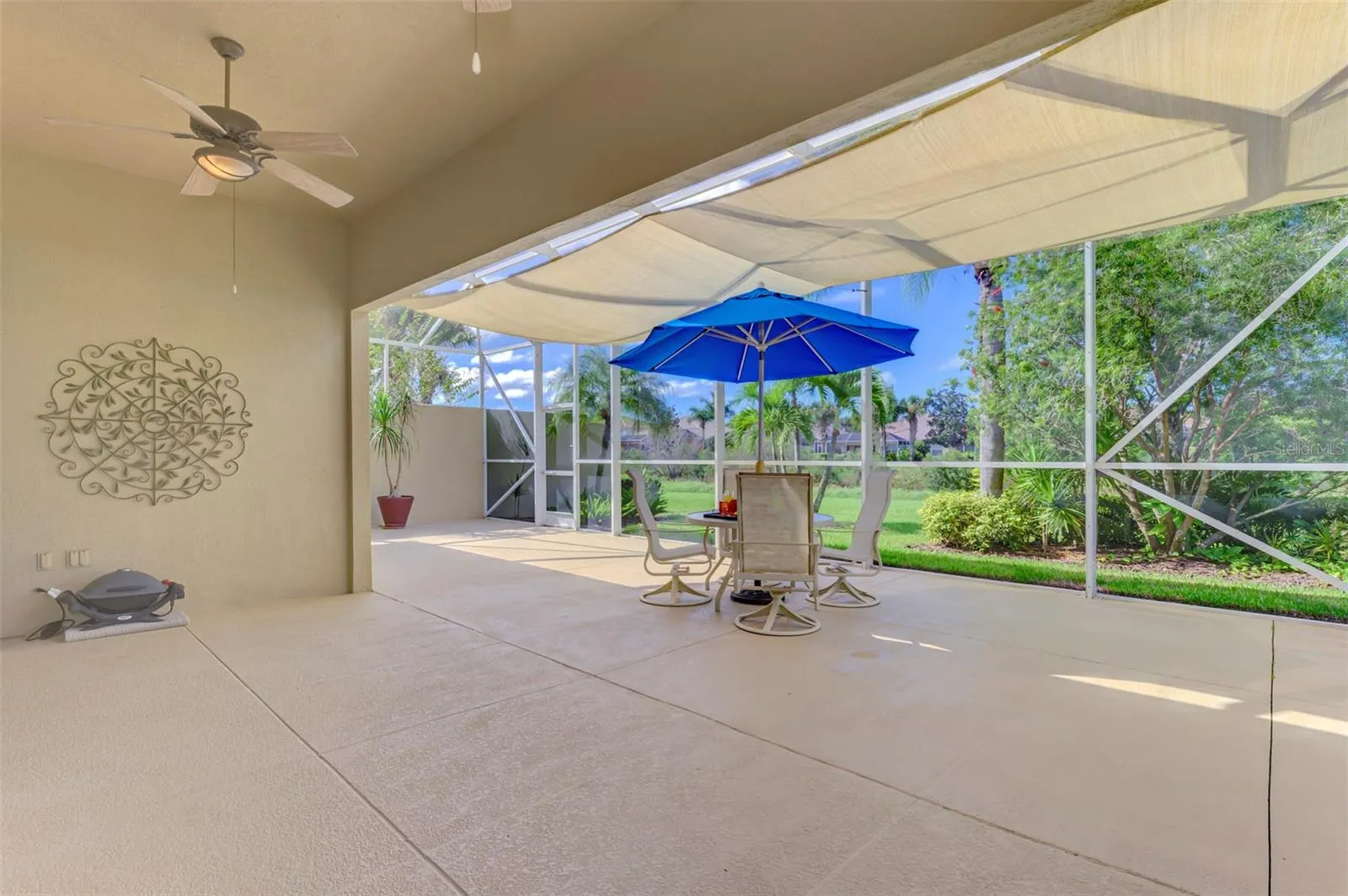 5882 BENEVENTO DR