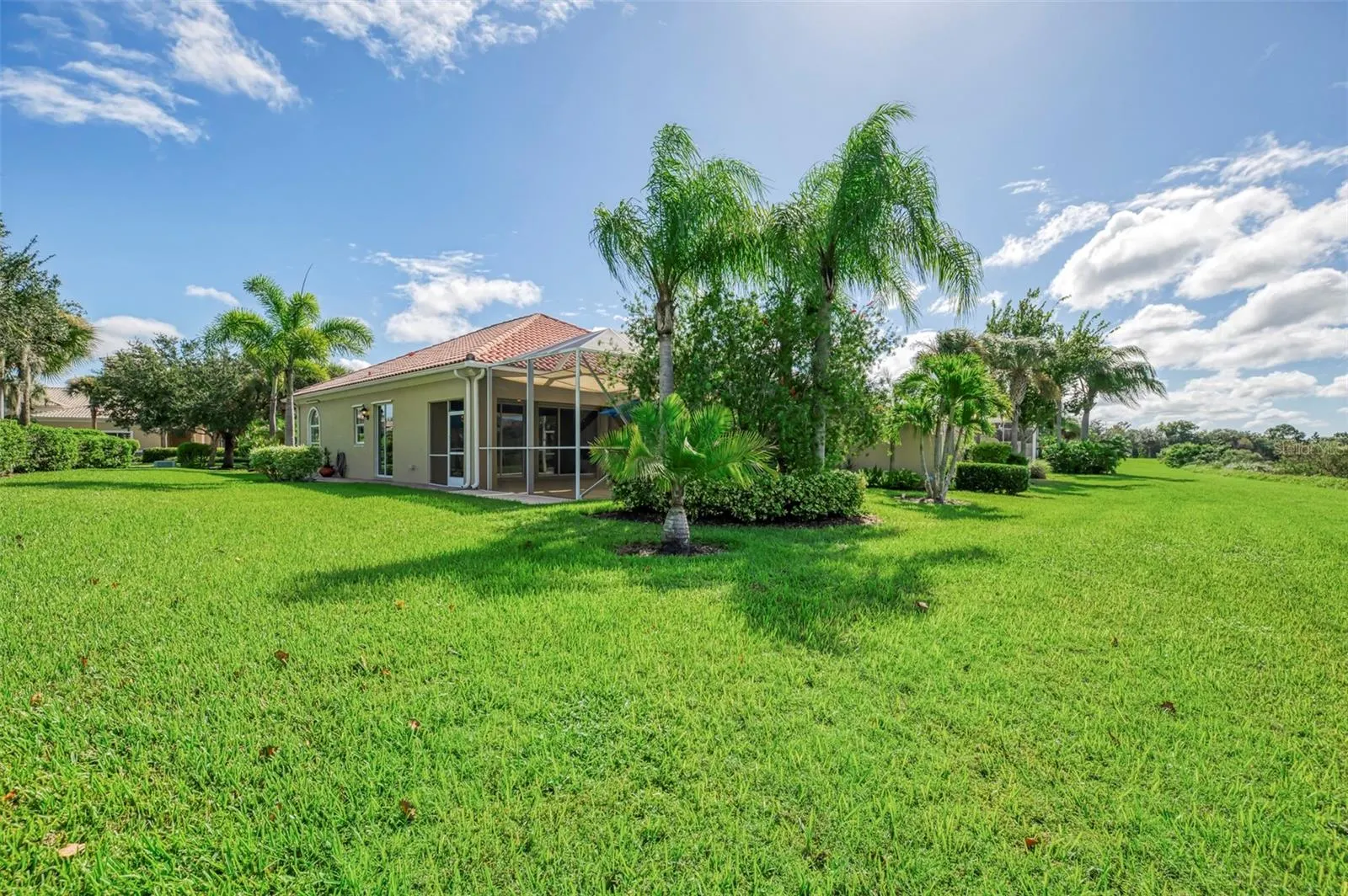 5882 BENEVENTO DR