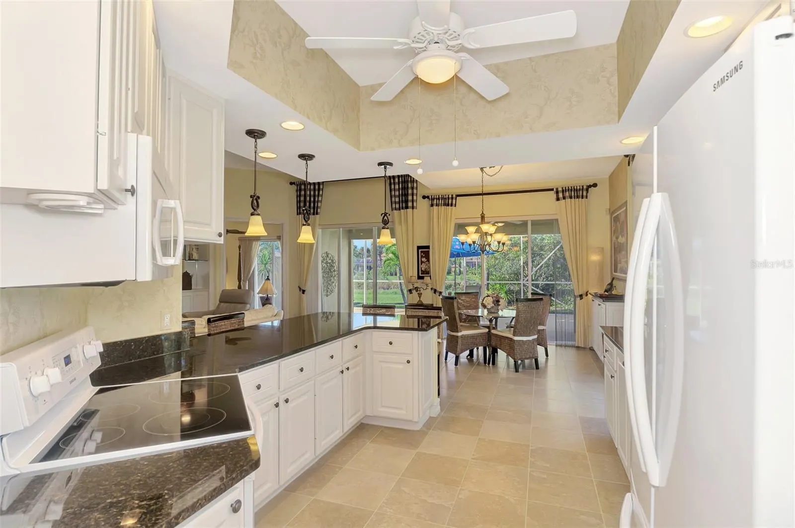 5882 BENEVENTO DR