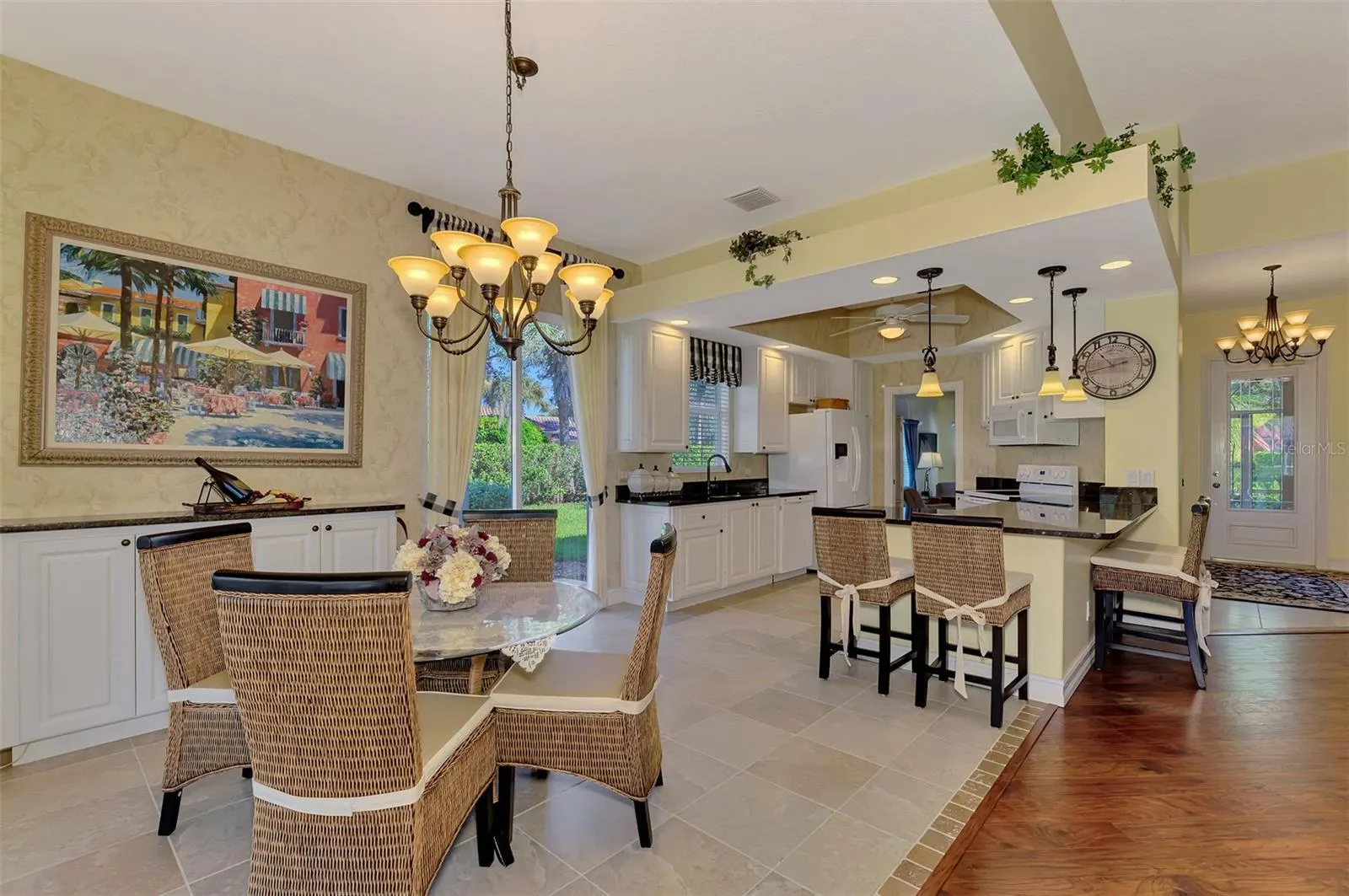 5882 BENEVENTO DR